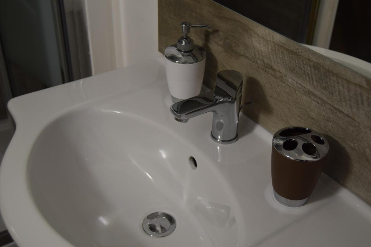 B&B La Terrazza Монталбано Еликона Екстериор снимка